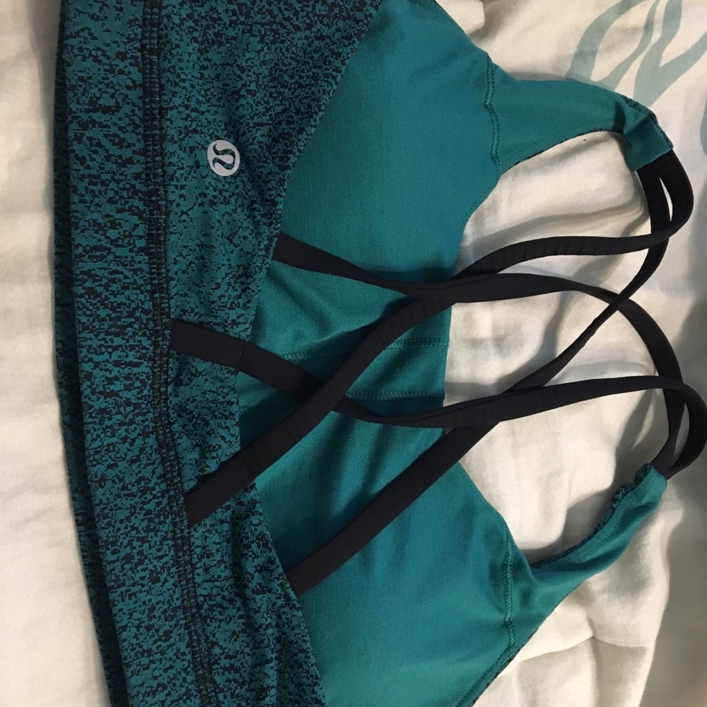 Lululemon size 10 bra - Picture 2 of 3